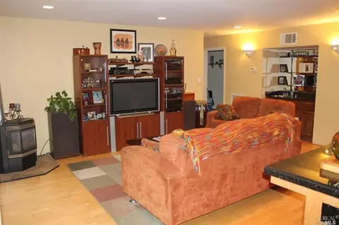 121 Lair Ct, Vallejo, CA 94591 photo 10