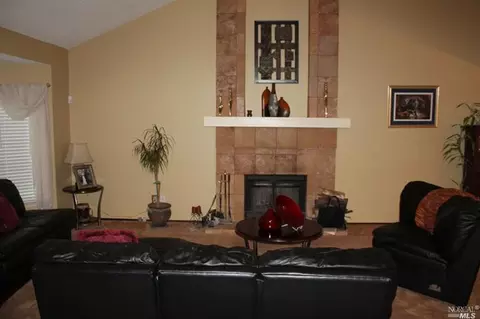 121 Lair Ct, Vallejo, CA 94591 photo 4