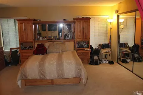 121 Lair Ct, Vallejo, CA 94591 photo 20