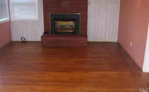 210 Fleming Ave, Vallejo, CA 94590 photo 5