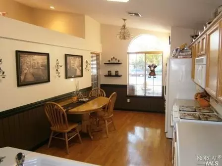 925 Bounds Dr, Dixon, CA 95620 photo 2