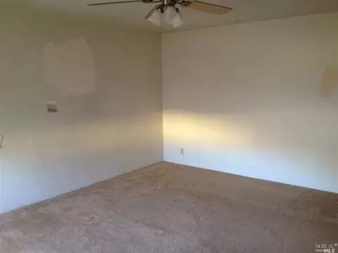 237 Circle Dr, Vacaville, CA 95688 photo 3