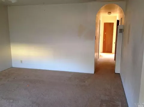 237 Circle Dr, Vacaville, CA 95688 photo 4