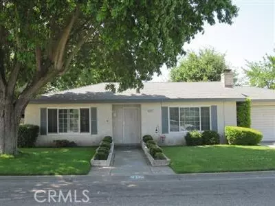 2812 Holiday Way, Madera, CA 93637 photo 1