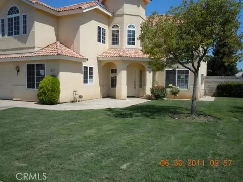 8 Breeze Way, Madera, CA 93637 photo 1
