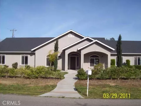 11953 Trieste Dr, Madera, CA 93636 photo 1