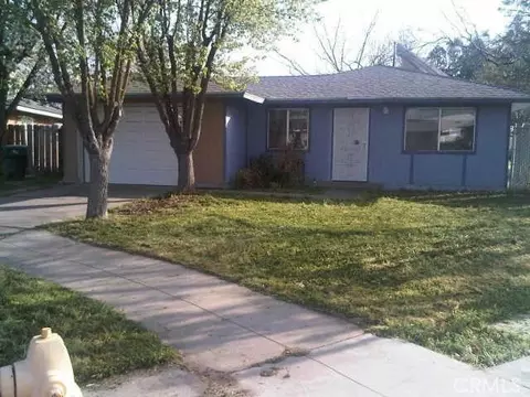 317 Washington Ct, Madera, CA 93638 photo 1