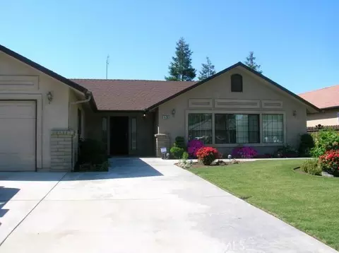 15739 E St, Kerman, CA 93630 photo 1