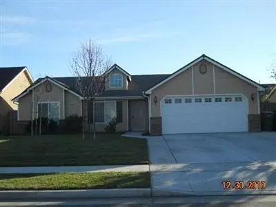 15919 W C St, Kerman, CA 93630 photo 1