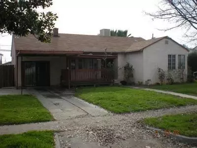 2406 E Normal Ave, Fresno, CA 93703 photo 1