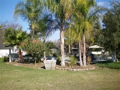 356 W Sierra Ave, Clovis, CA 93612 photo 10