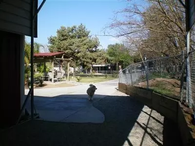 356 W Sierra Ave, Clovis, CA 93612 photo 8