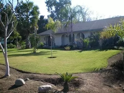 356 W Sierra Ave, Clovis, CA 93612 photo 3