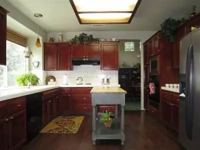 2173 Cromwell Ave, Clovis, CA 93611 photo 4