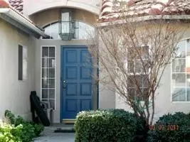 896 Robinson Ave, Clovis, CA 93612 photo 1