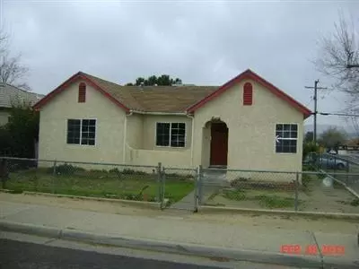 500 E Monterey St, Avenal, CA 93204 photo 1