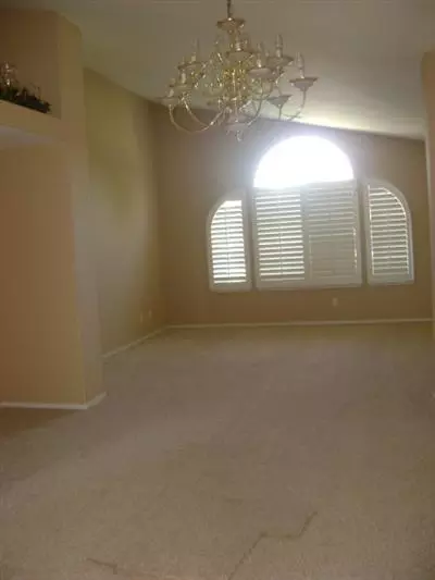 2542 Bellaire Way, Clovis, CA 93611 photo 3