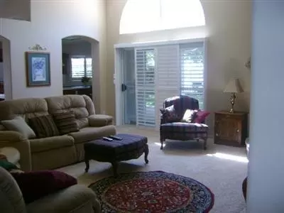 2542 Bellaire Way, Clovis, CA 93611 photo 4