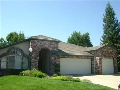 2542 Bellaire Way, Clovis, CA 93611 photo 1