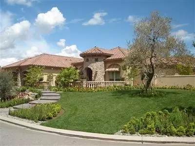 12226 N Via Tesoro Ave, Clovis, CA 93619 photo 2