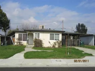 416 E Linden Ave, Reedley, CA 93654 photo 1