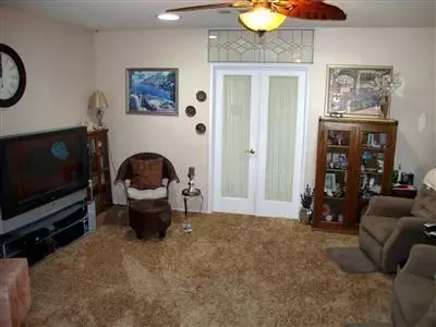 1373 Fairmont Ave, Clovis, CA 93612 photo 9