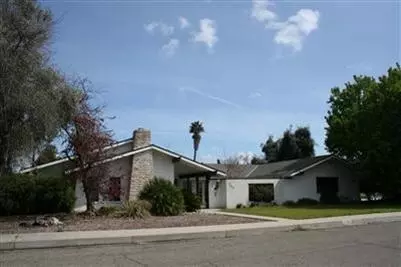 204 Circle Dr, Chowchilla, CA 93610 photo 1