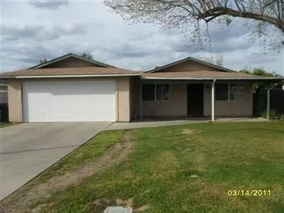 1636 Early Ave, Reedley, CA 93654 photo 1