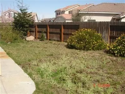 2798 Apple Tree Ct, Madera, CA 93637 photo 2