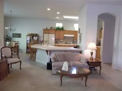 1843 N Carolina Ave, Clovis, CA 93619 photo 9
