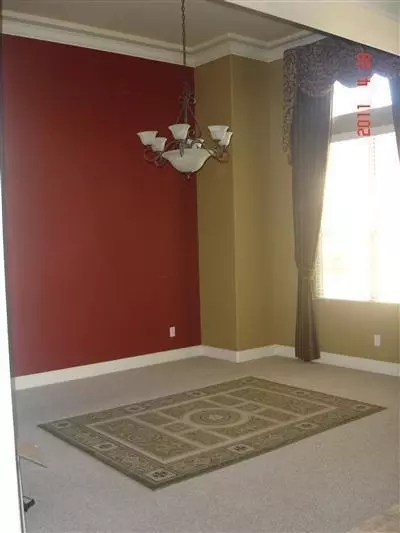511 Omaha Ave, Clovis, CA 93619 photo 8