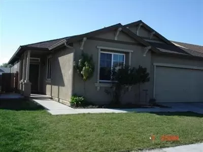 1174 Laguna Way, Madera, CA 93638 photo 1