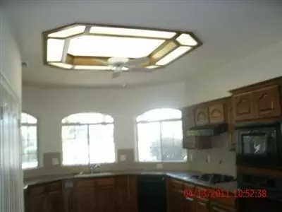 187 Everglade Ave, Clovis, CA 93619 photo 4