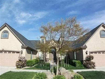 1775 N Cherry Ln, Clovis, CA 93619 photo 1