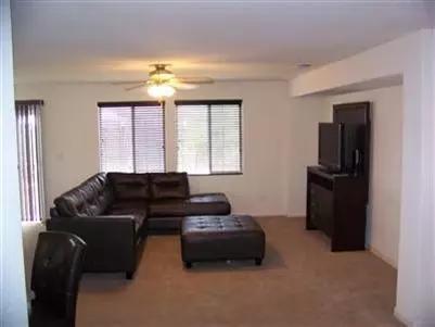 4512 Edna Ave, Fresno, CA 93725 photo 4