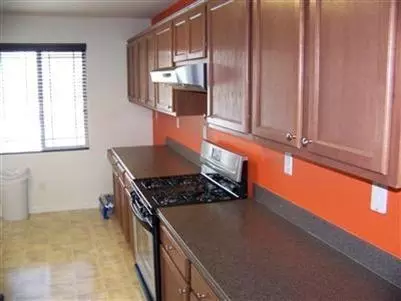 4512 Edna Ave, Fresno, CA 93725 photo 9