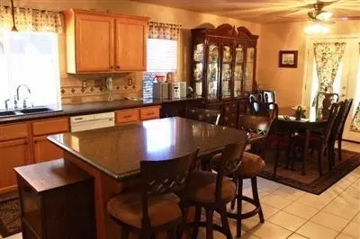 3255 Megan Ave, Clovis, CA 93611 photo 8
