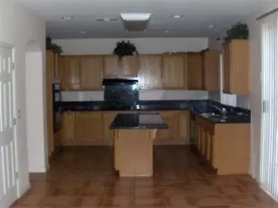 2706 Buckingham Ave, Clovis, CA 93611 photo 10