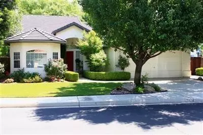 741 Magnolia Ave, Clovis, CA 93611 photo 1