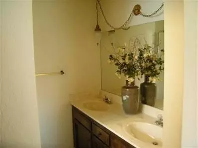 2365 4th St, Sanger, CA 93657 photo 10