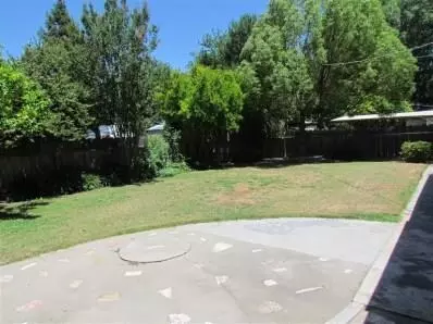 401 Willis Ave, Madera, CA 93637 photo 8