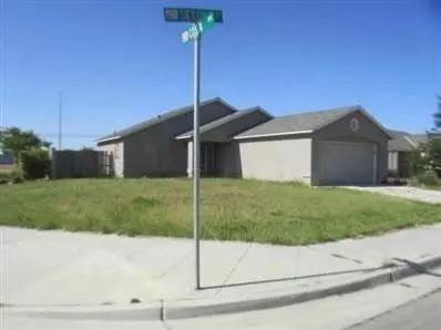 13863 E 2nd St, Parlier, CA 93648 photo 1