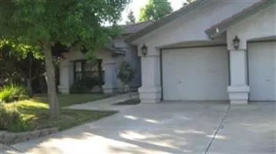 2031 Windsor Ave, Clovis, CA 93611 photo 2