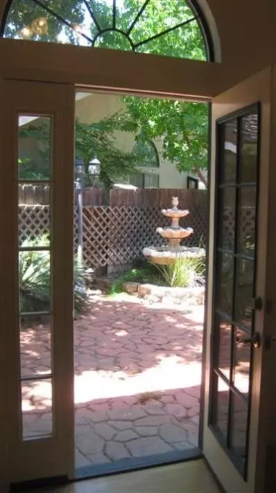 2031 Windsor Ave, Clovis, CA 93611 photo 9