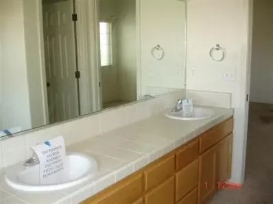 1384 Lynmarie Way, Madera, CA 93637 photo 8