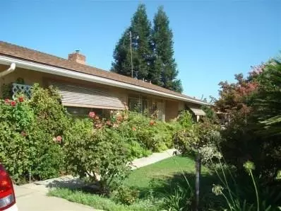 315 O St, Sanger, CA 93657 photo 1