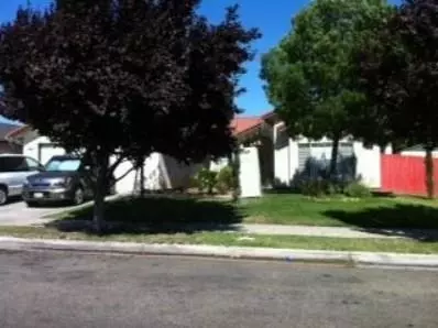 1195 Monterey St, Madera, CA 93637 photo 1