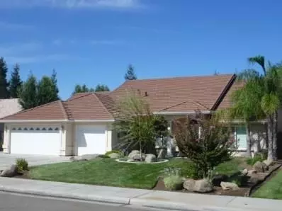 716 Shannon Ave, Madera, CA 93637 photo 1