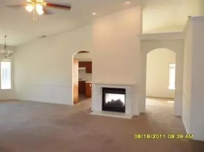 351 Trenton Ave, Clovis, CA 93619 photo 3