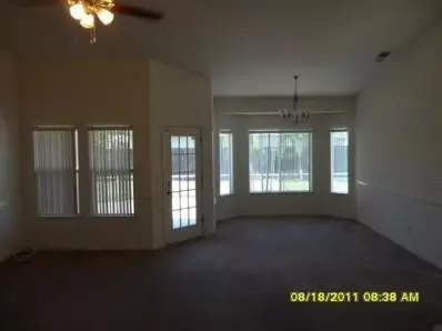 351 Trenton Ave, Clovis, CA 93619 photo 4